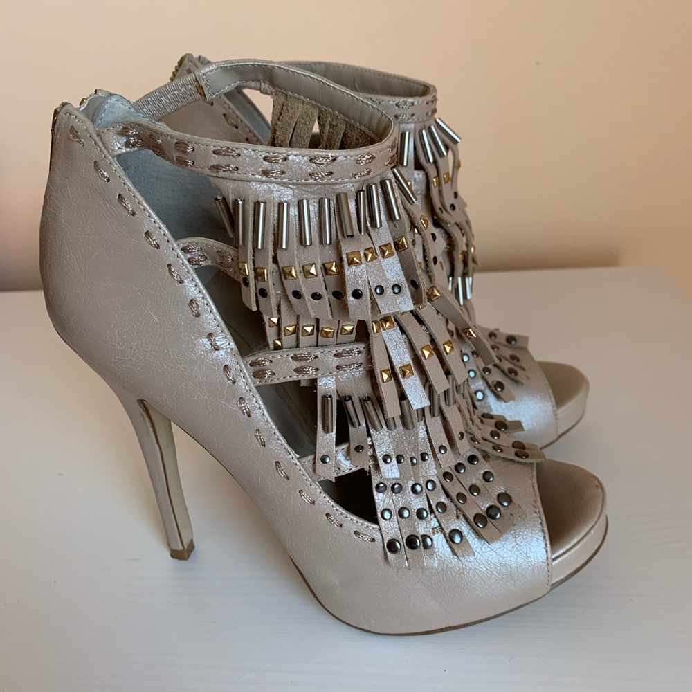 Aldo heels size 9. Cream